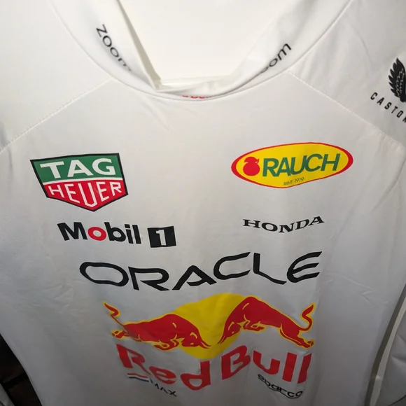Castore Oracle Red Bull Racing Long Sleeve Compression Shirt - Picture 2 of 5